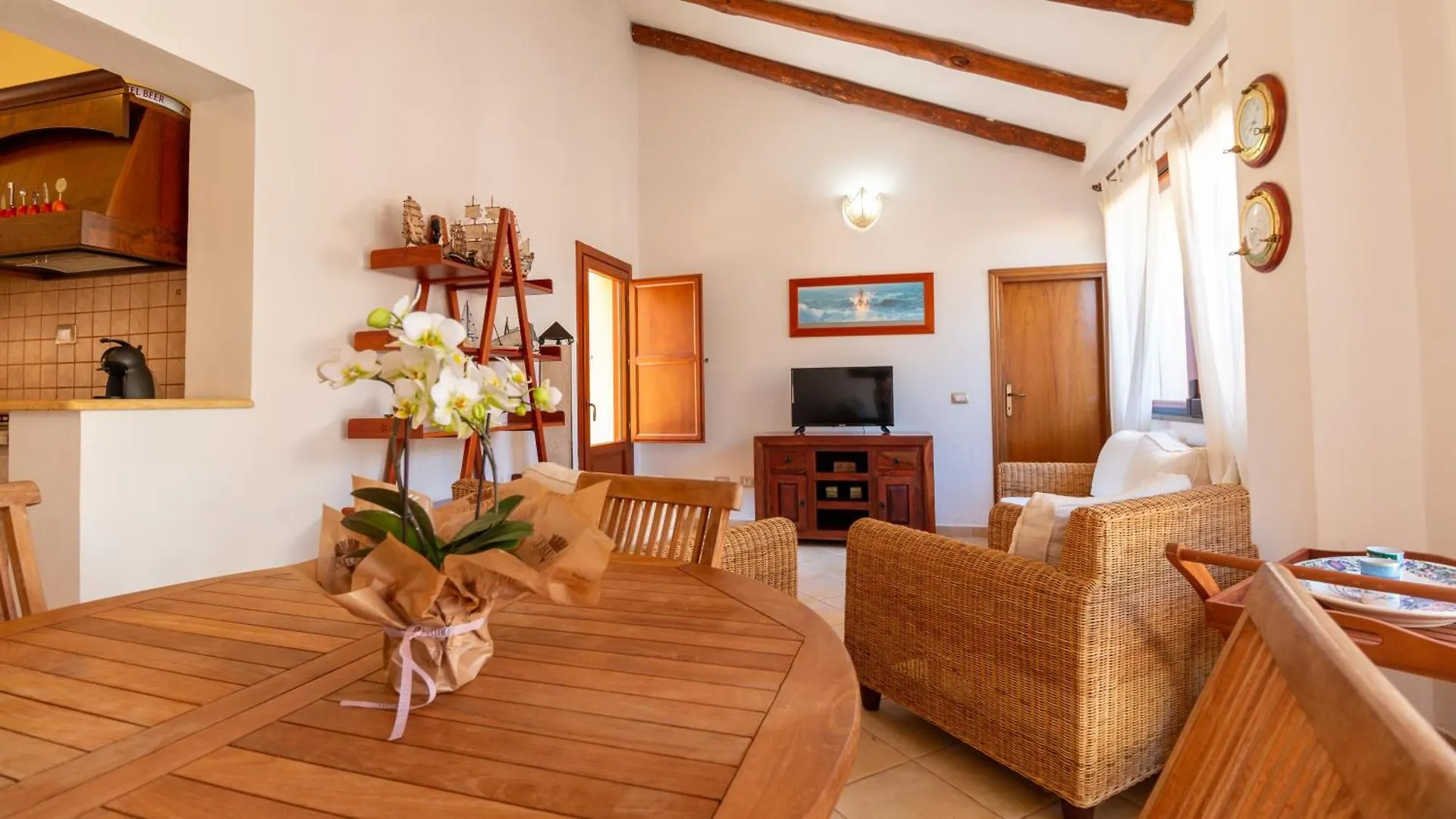 Sardinianworld-S'Imbucada Home Putzu Idu 0*,  Olaszország