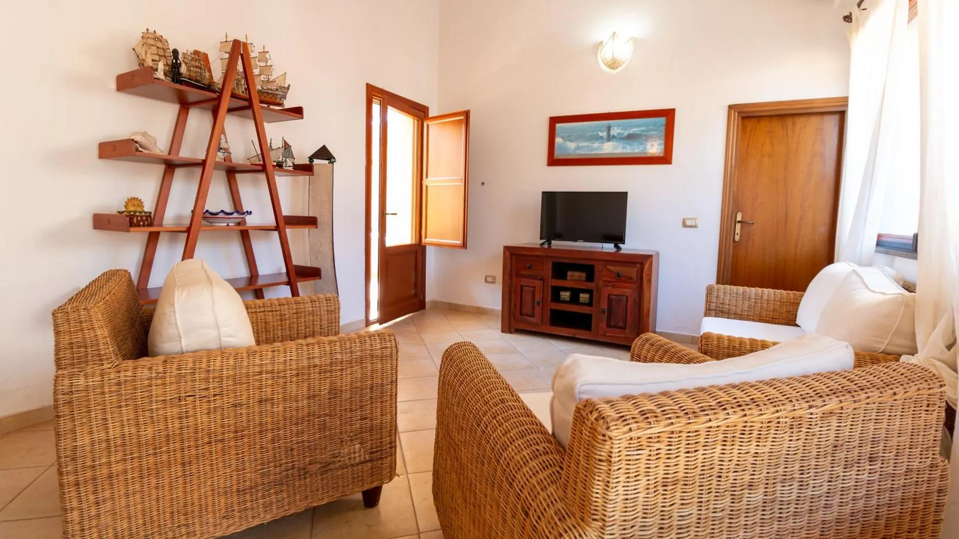 Sardinianworld-S'Imbucada Home Putzu Idu